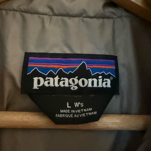 Women’s Patagonia Sea Bird Grey - Picture 6 of 6